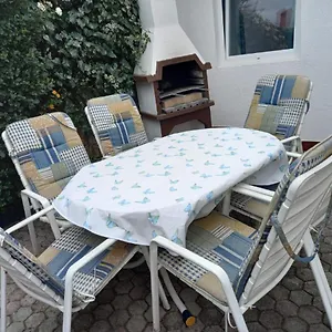 Apartment Ana, Selce